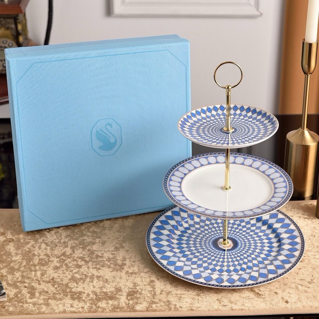 Swarovski sweet serving stand for cupcake three tires - Image 4 of 5